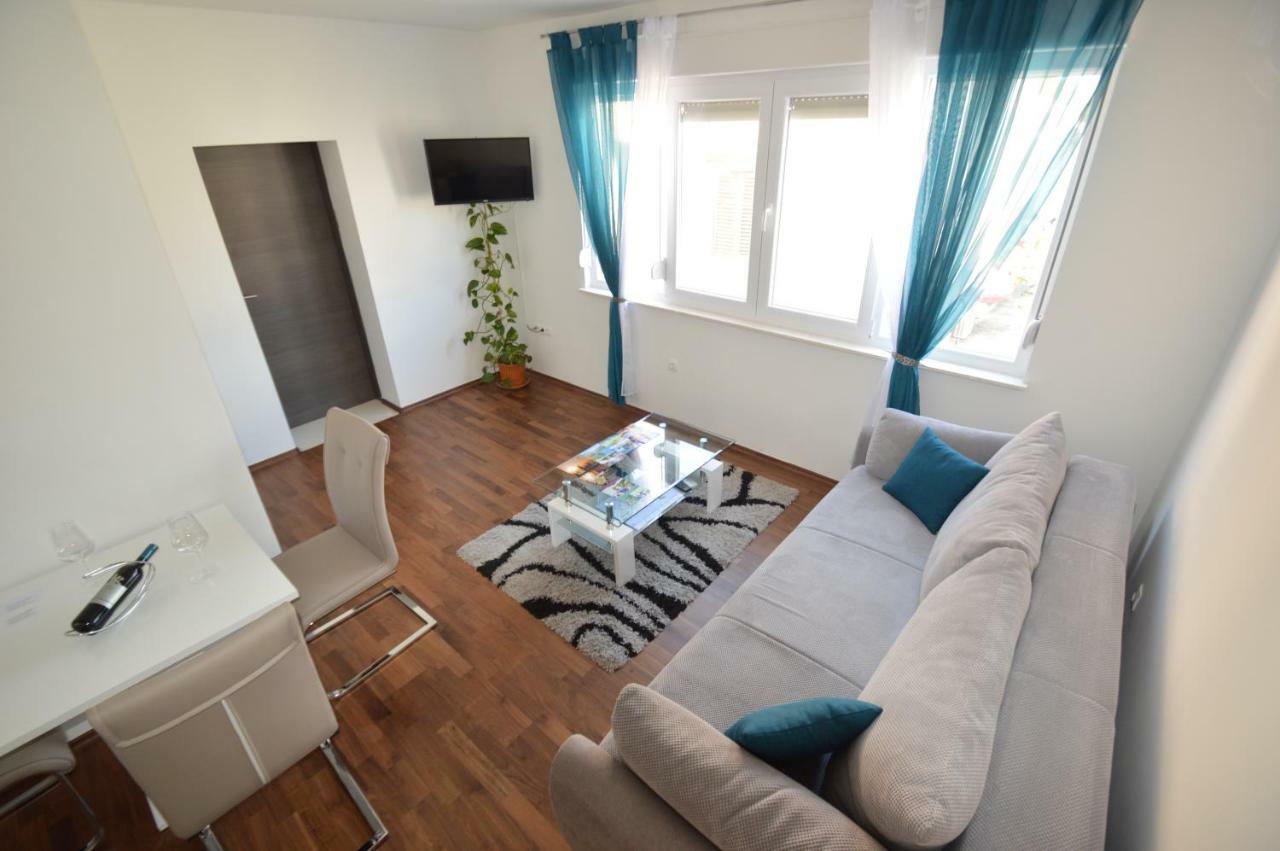 Apartments Silvia Задар Екстер'єр фото